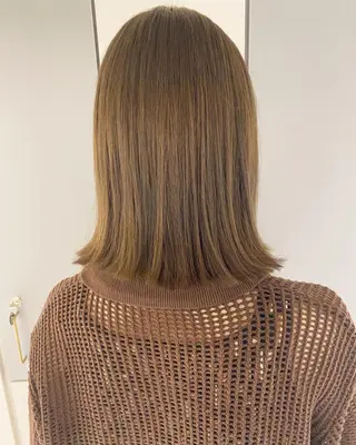 ショート カラー LOVESTOIKE 井上つぐみ/透明感のヘアスタイル