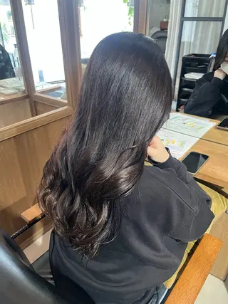 ロング FERIA池田 神原萌花のヘアスタイル