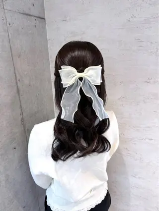 ヘアアレンジ 女性に人気♪ はやしほのかのヘアスタイル