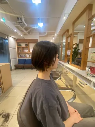 ショート 青山 光のヘアスタイル