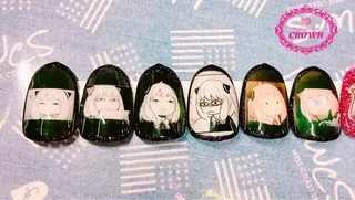 ネイル CROWN プライベートサロンのネイルデザイン