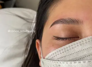 アイブロウ Ribbon京都駅前店所属・KYOKO 🖤の眉毛・アイブロウイメージ