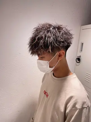 ショート カラー パーマ ヘアアレンジ メンズ キッズ ネイル マツエク・マツパ スパイキー/フェザー /波巻き/かいとのヘアスタイル
