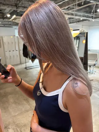 ロング カラー Hayashi Shioriのヘアスタイル