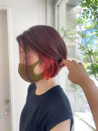 カラー 西本 由香のヘアスタイル