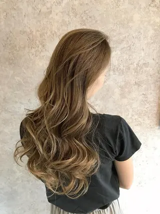 ミディアム カラー パーマ 小顔カット✨ 透明感カラー/村上のヘアスタイル