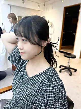 ミディアム カラー パーマ ヘアアレンジ メンズ キッズ レイヤーカット／顔周 りカット/縮毛矯正のヘアスタイル