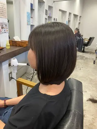 ミディアム Riant Meguのヘアスタイル