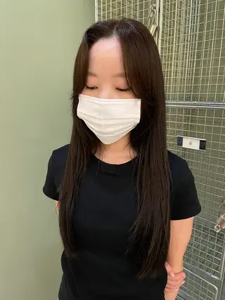 ロング カラー 中井 菜々香のヘアスタイル