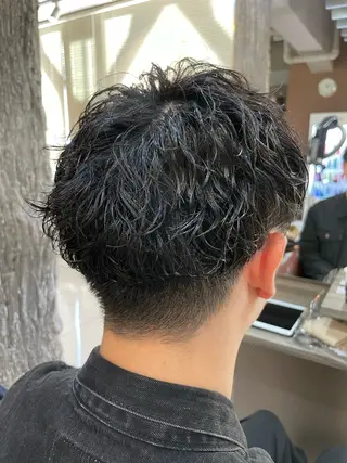 ショート パーマ メンズ 透明感カラー& メンズアイブロウ専門のヘアスタイル