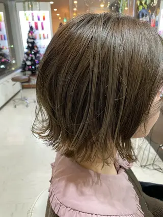 ショート カラー 伊丹Pilina 山田のヘアスタイル