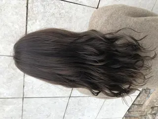 カラー 鈴木 理香のヘアスタイル