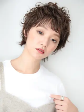 ショート カラー パーマ レイヤーカット✂️ 横浜No1♡下鳥翔子のヘアスタイル