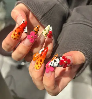ネイル SEINA_ NAIL🐈‍⬛💗のネイルデザイン