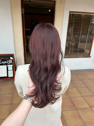 ロング カラー putri 川邉 優花のヘアスタイル