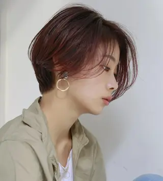 ショート ホリウチ ユキエのヘアスタイル