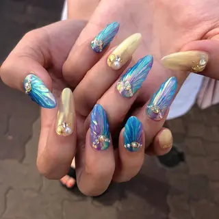 ロング カラー ヘアアレンジ キッズ ネイル マツエク・マツパ 福田 加奈のネイルデザイン