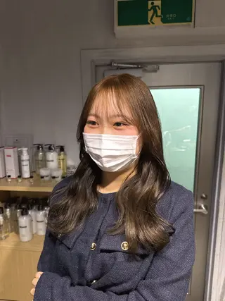 ロング カラー NANAMI🩵 大人可愛い韓国ヘアのヘアスタイル