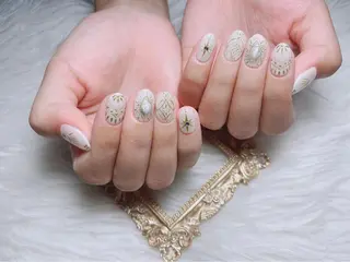 ネイル MiKi Nai池袋 長さだし得意のネイルデザイン