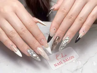 ネイル さくら💮💮 【オフ無料】のネイルデザイン