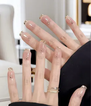 ネイル 高木 維麗絲のネイルデザイン