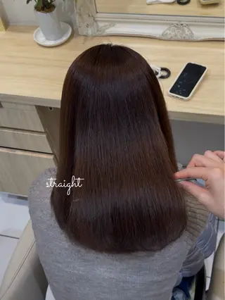 セミロング 縮毛矯正/レイヤー カット🎀rikaのヘアスタイル
