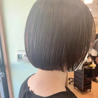 ショート NUMBER_ ユイナのヘアスタイル
