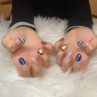 ネイル HANA 中初美のネイルデザイン