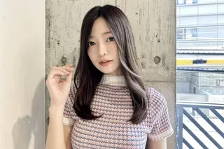 ミディアム たつや .のヘアスタイル