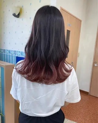 セミロング カラー yui .のヘアスタイル