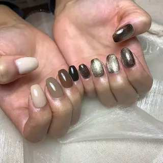 ネイル 里見 麗のネイルデザイン