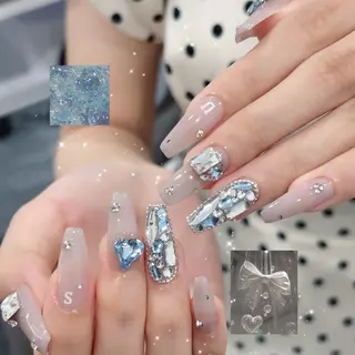 ネイル 🪄mimi🎀 Midori🪽のネイルデザイン
