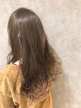 セミロング カラー ショート／透明感 カラー加治竜汰💡のヘアスタイル