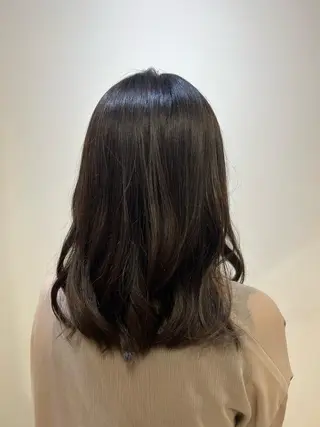 ロング カラー miku 三ノ輪のヘアスタイル