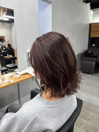 ミディアム カラー mono / Manatoのヘアスタイル