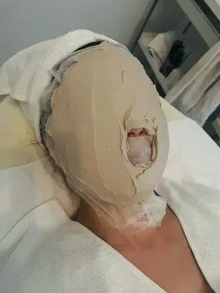 ✨肌質改善✨毛穴ケア POLA稲越美鈴のエステ・リラクイメージ