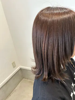 ミディアム カラー 染谷 菜摘のヘアスタイル