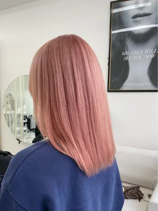 ミディアム カラー Hiroka / NANAのヘアスタイル