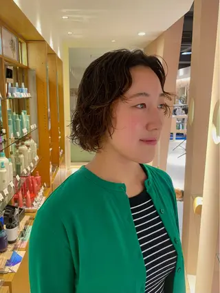 ショート パーマ 吉永 琴香のヘアスタイル