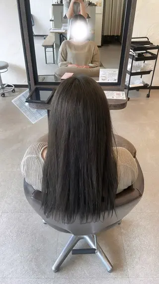 ロング カラー 川村 瑠奈／艶髪／髪質改善のヘアスタイル