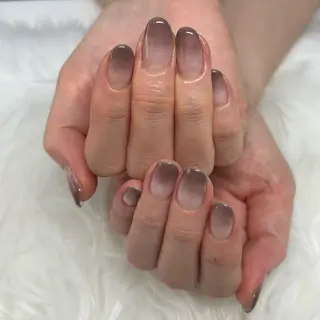 ネイル SHIORI ⭐︎のネイルデザイン