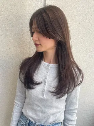ロング カラー YUSUKE レイヤーカットカラーのヘアスタイル