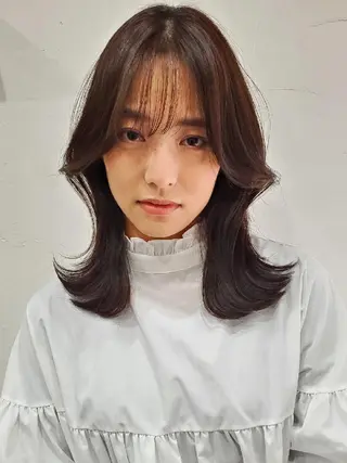 ミディアム カラー 韓国レイヤー柔らかい 地毛風縮毛矯正/マツのヘアスタイル