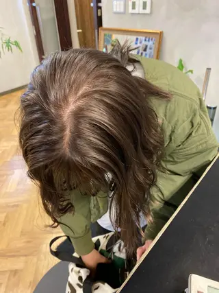 ミディアム デザインカラー/ボブ ブリーチカラー/ユリのヘアスタイル