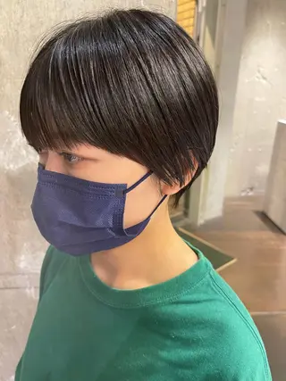 ショート レイヤー特化/小顔顔 周り/セノ/表参道のヘアスタイル