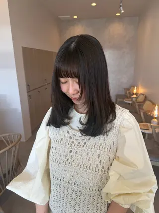 セミロング りん/ハイトーン💖 🌈髪質改善✨️浜松のヘアスタイル