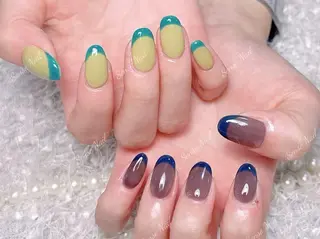 ネイル Queening 🦋のネイルデザイン