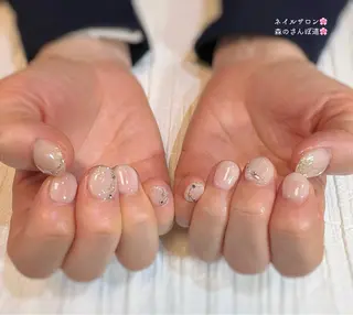 ネイル ショートネイル 森のさんぽ道のネイルデザイン