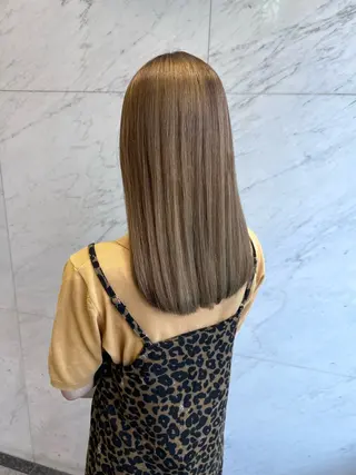セミロング カラー ベイリコルド　アトリ 店長　宮城一真のヘアスタイル
