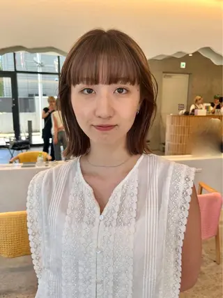 ショート カラー レイヤーカット/ 酸性ストレート梅田のヘアスタイル